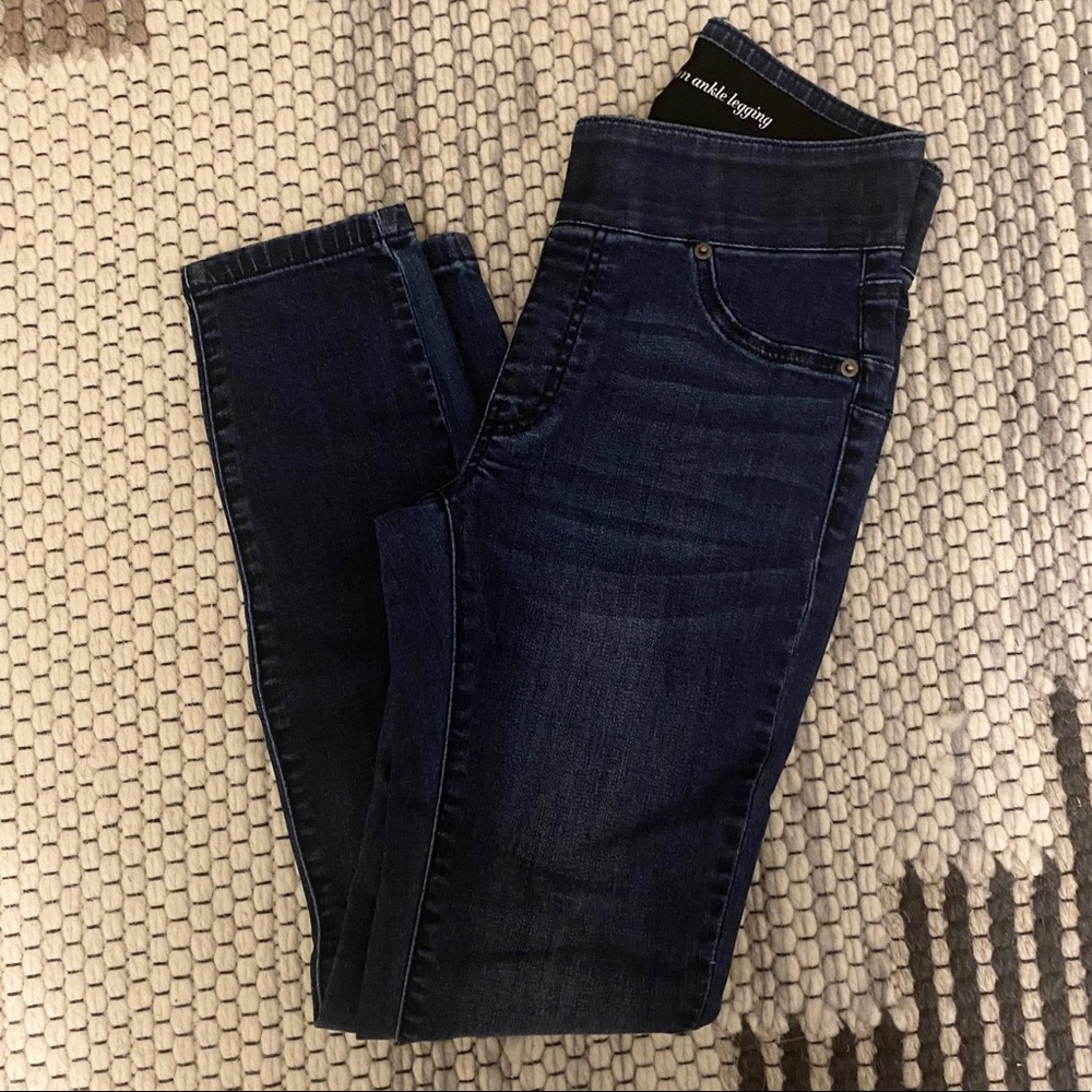 NY&Co High Waist Pull-on Ankle Legging